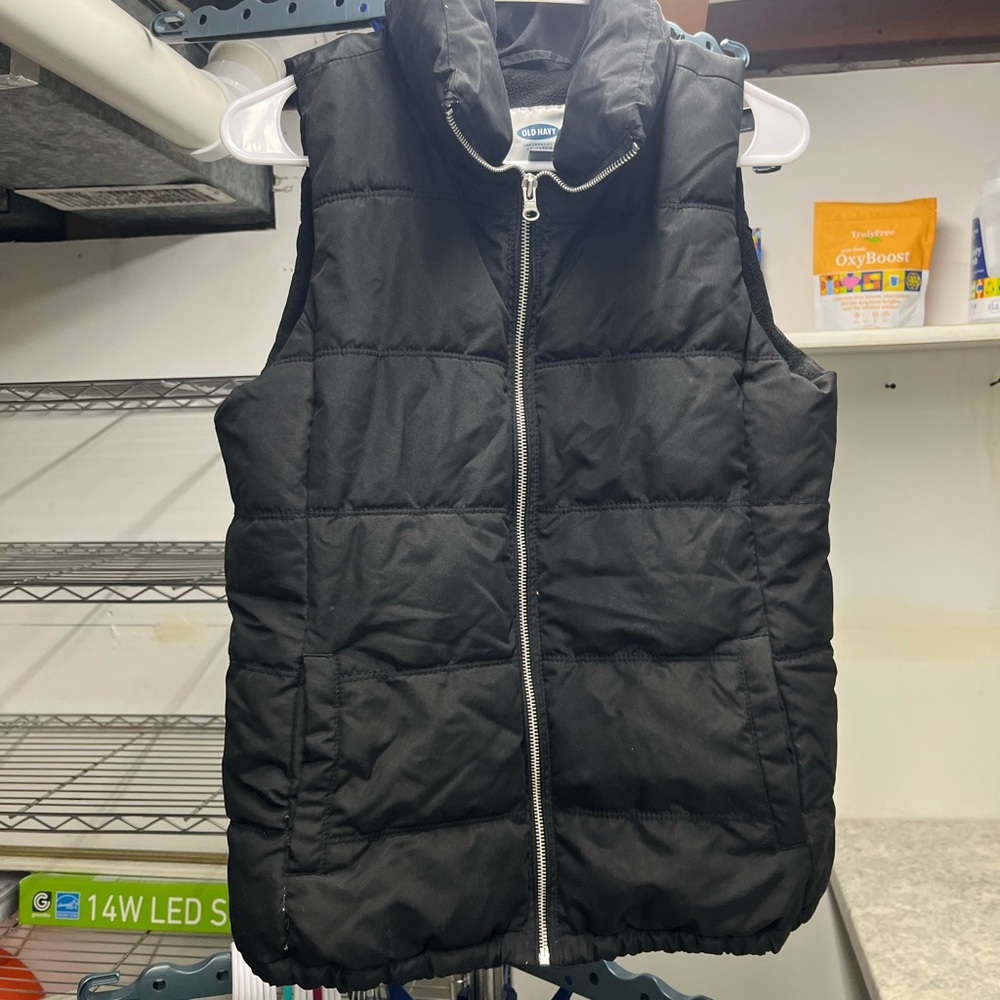 Old Navy Black Quilted Vest
